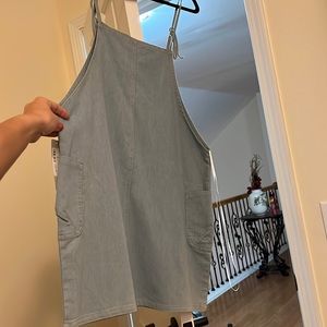 Denim dress with pockets